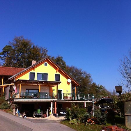 Gaestehaus Schmid Lejlighed Sankt Johann im Saggautal Eksteriør billede