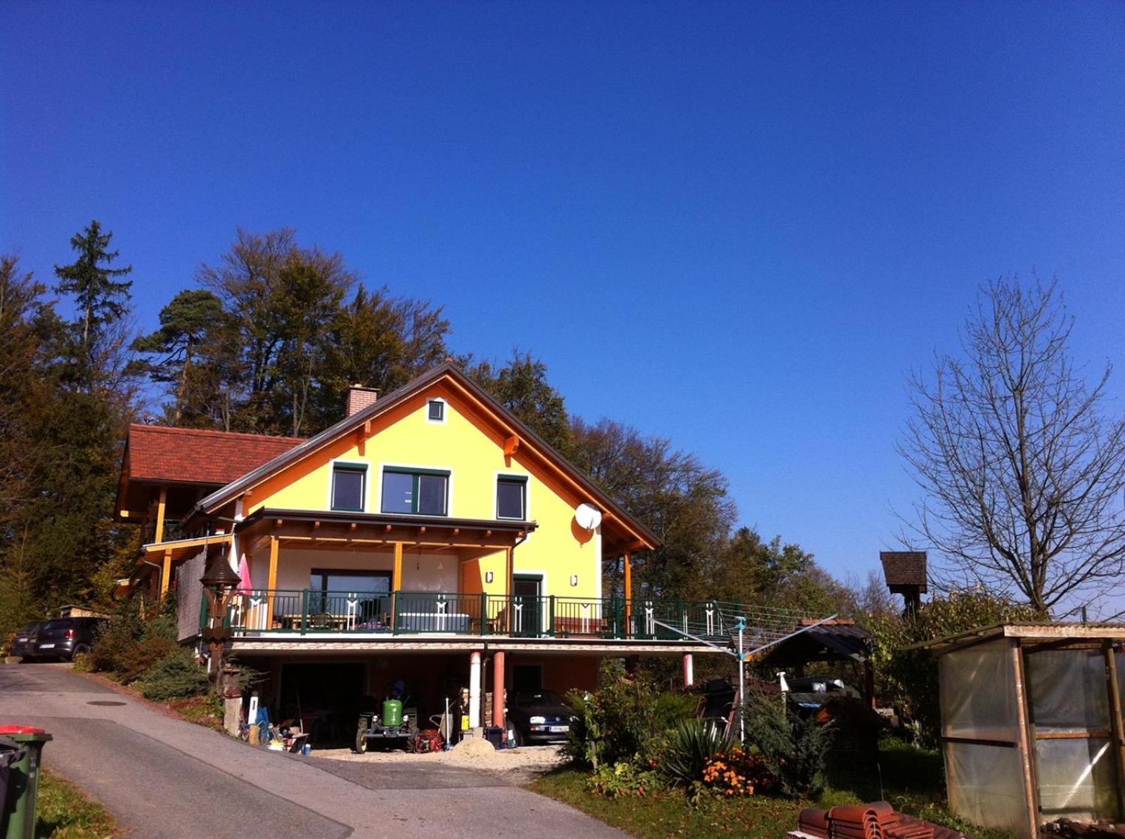 Gaestehaus Schmid Lejlighed Sankt Johann im Saggautal Eksteriør billede